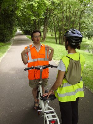 Un cours de vélo-école avec Fabien et Paula © Ville de Tours
